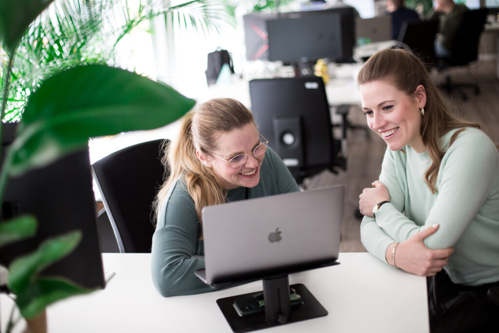 co-working-close-up-austausch-arbeit-techhub-k67-düsseldorf