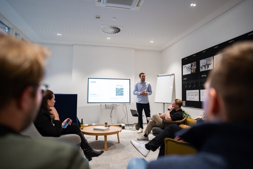 Meetingraum-smow-sponsor-TechHub-k67-duesseldorf Raum „Agile“